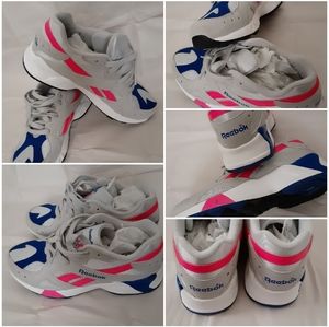 Reebok Unisex Skull Gray